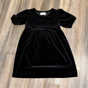 Girls Old Navy Black Velvet Short Sleeve Dress Medium